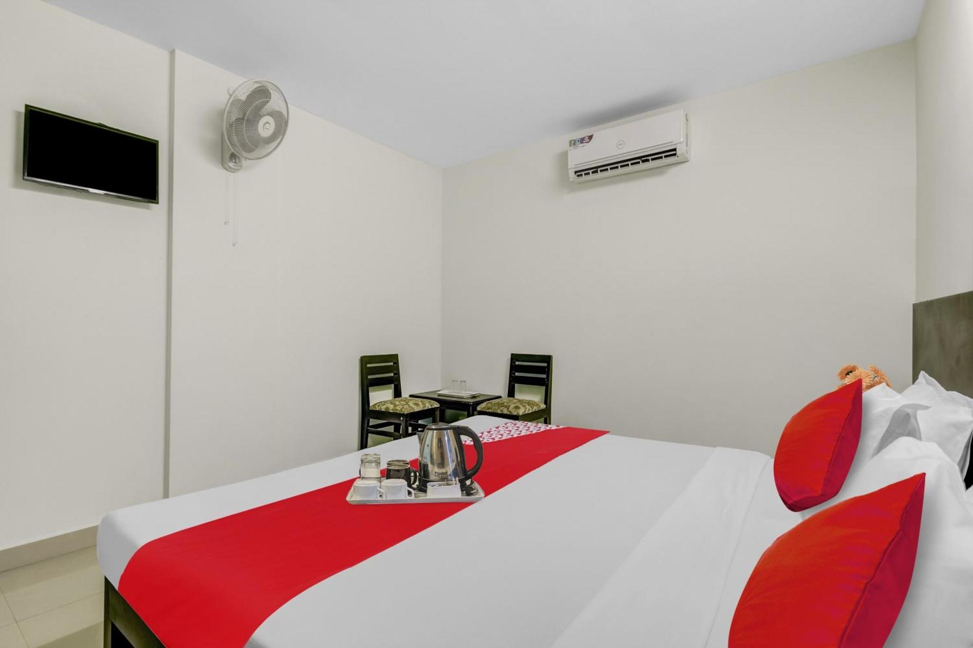 Hotel O Kalapurackal Residency Thekkady Exterior foto
