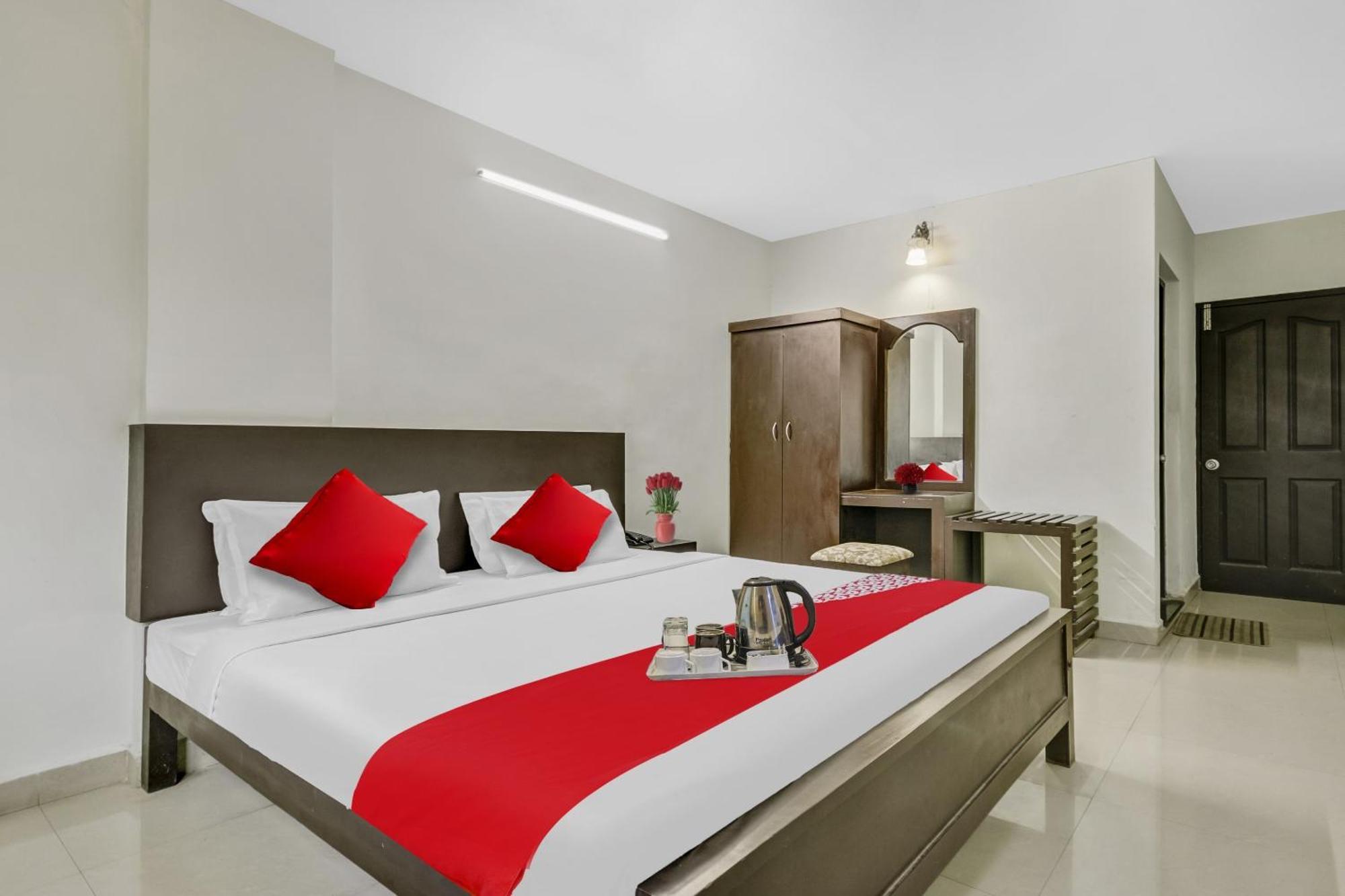 Hotel O Kalapurackal Residency Thekkady Exterior foto